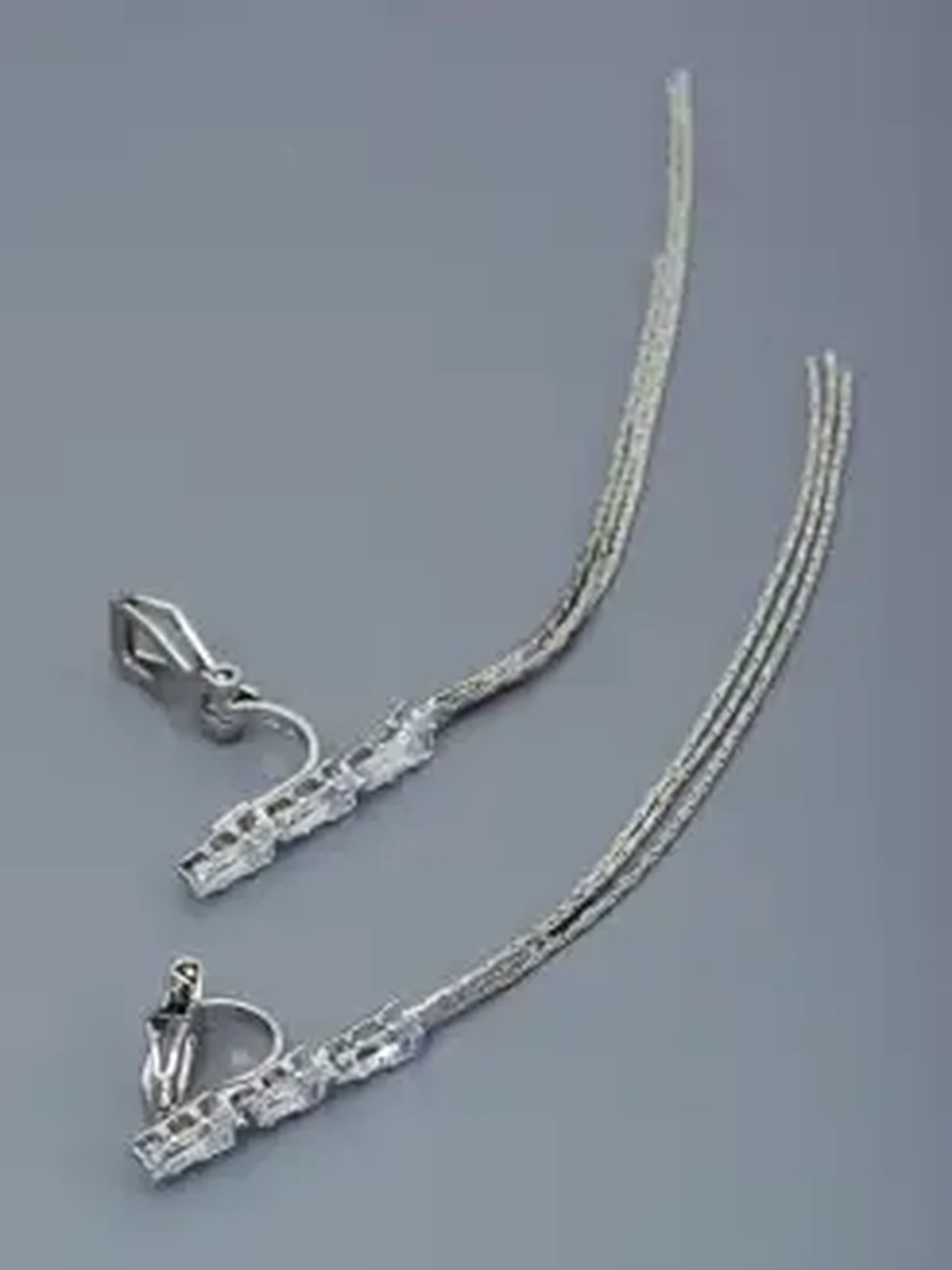 Клипсы в уши/серьги/для ушей/женские/бижутерия