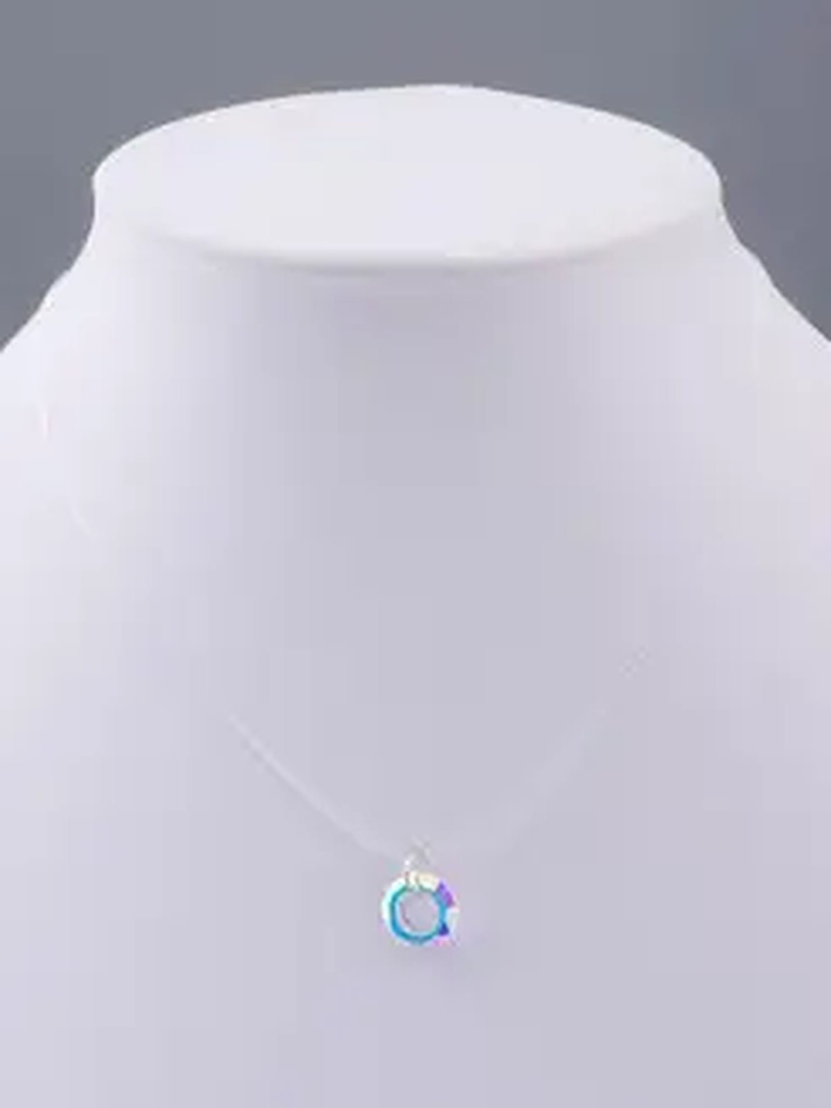 Колье на леске