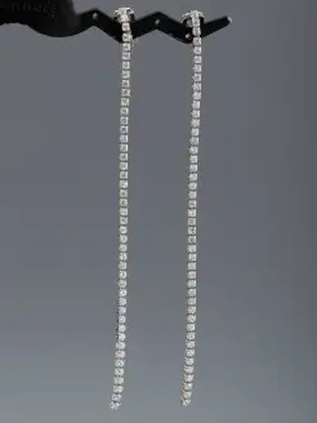 506053