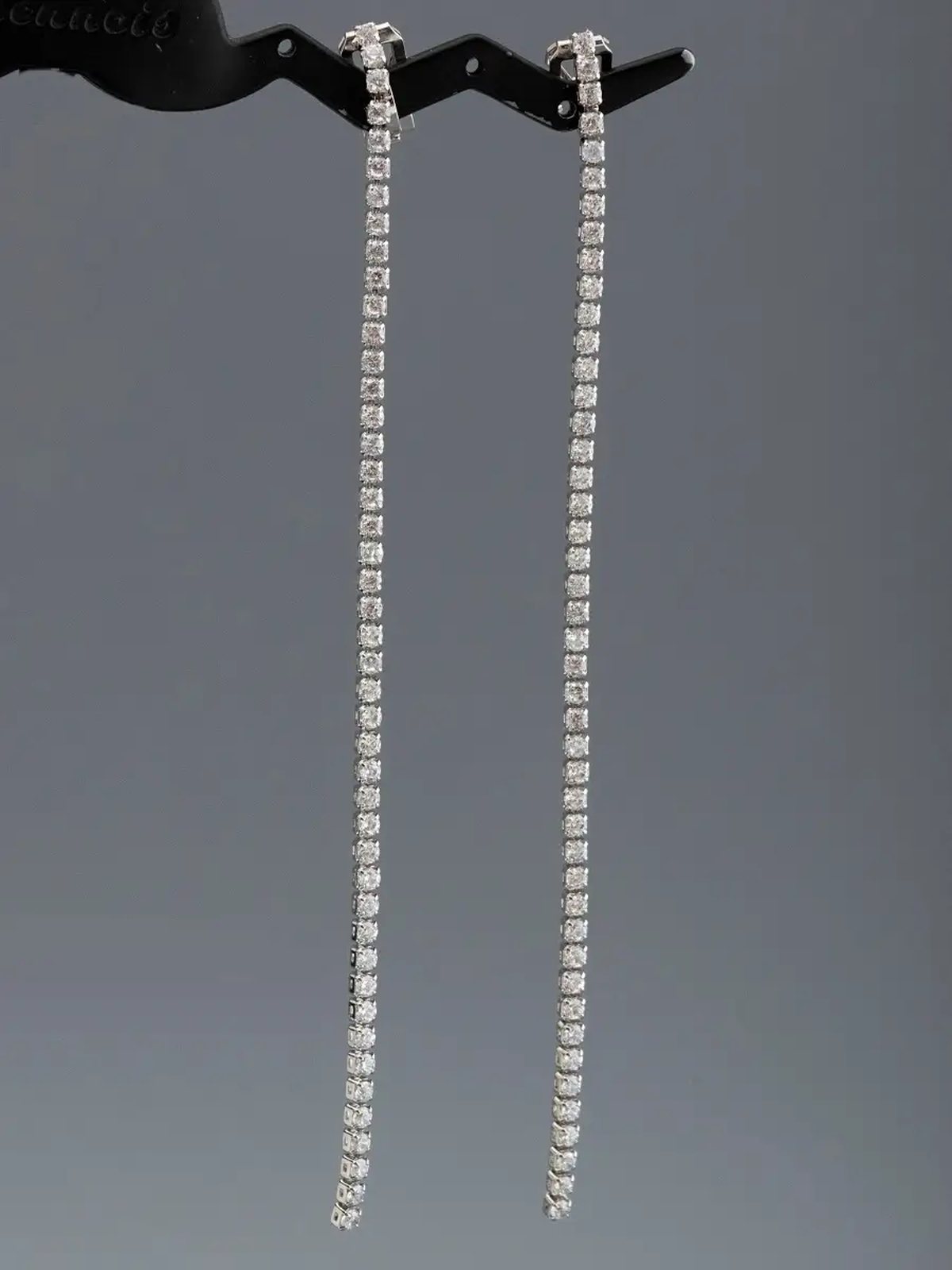 506053