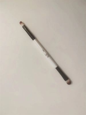 Кисть для помады и блеска. кисть косметическая,