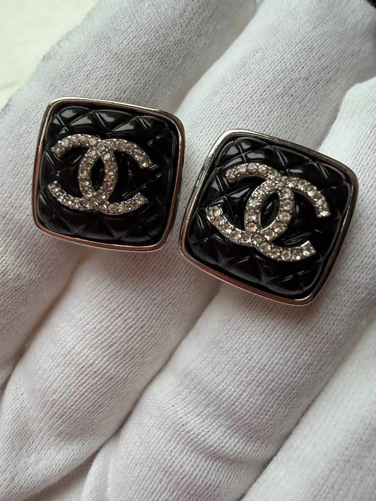 Серьги Chanel квадратные в винтажном стиле