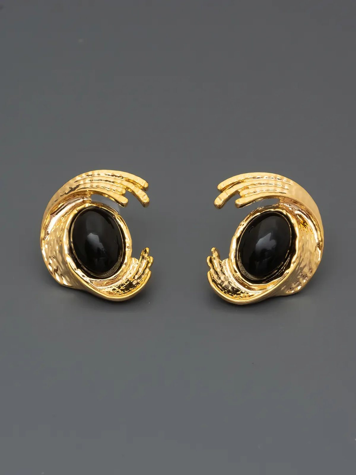 Серьги в винтажном стиле