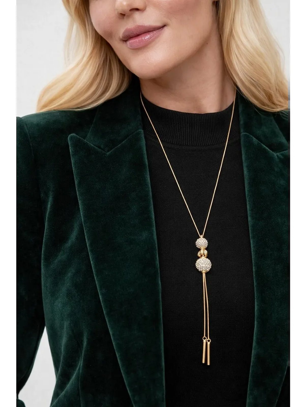 Колье длинное с кулоном